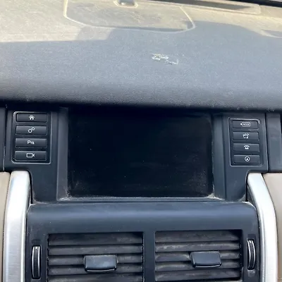 Info-gps-tv screen - 2016 Land Rover DISCOVERY SPORT