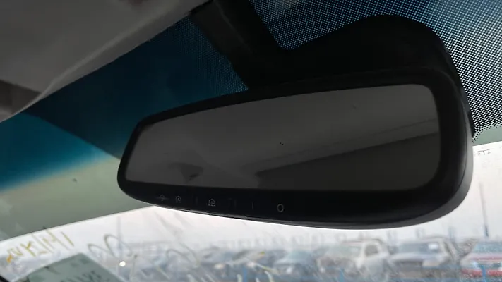 Rear view mirror - 2013 Infiniti QX56