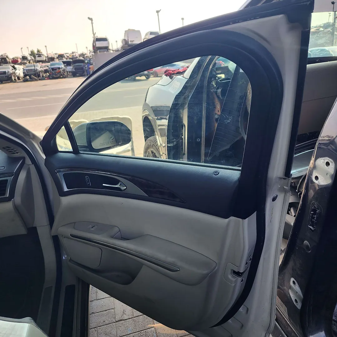 Door (RHF) - 2015 Lincoln MKZ