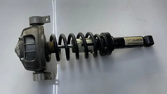 Shock Absorber (RHB) - 2006 Volkswagen Touareg