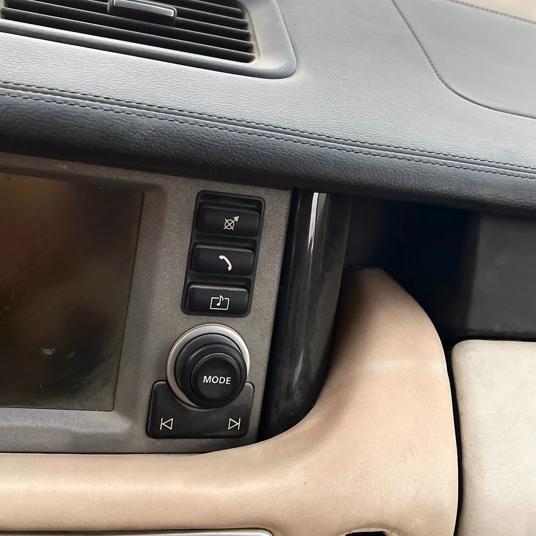 Info-gps-tv screen - 2011 Land Rover RANGE ROVER SPORT
