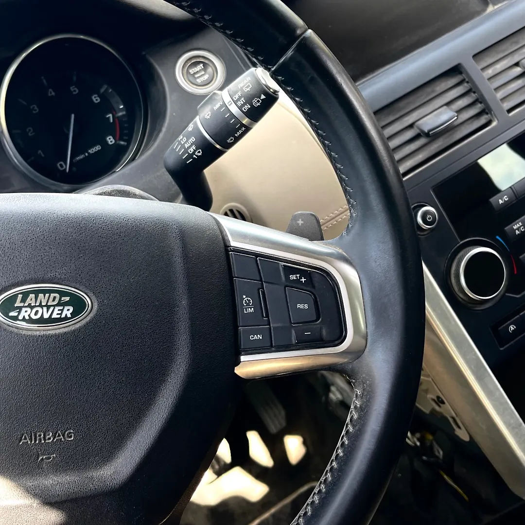 Steering wheel - 2016 Land Rover DISCOVERY SPORT