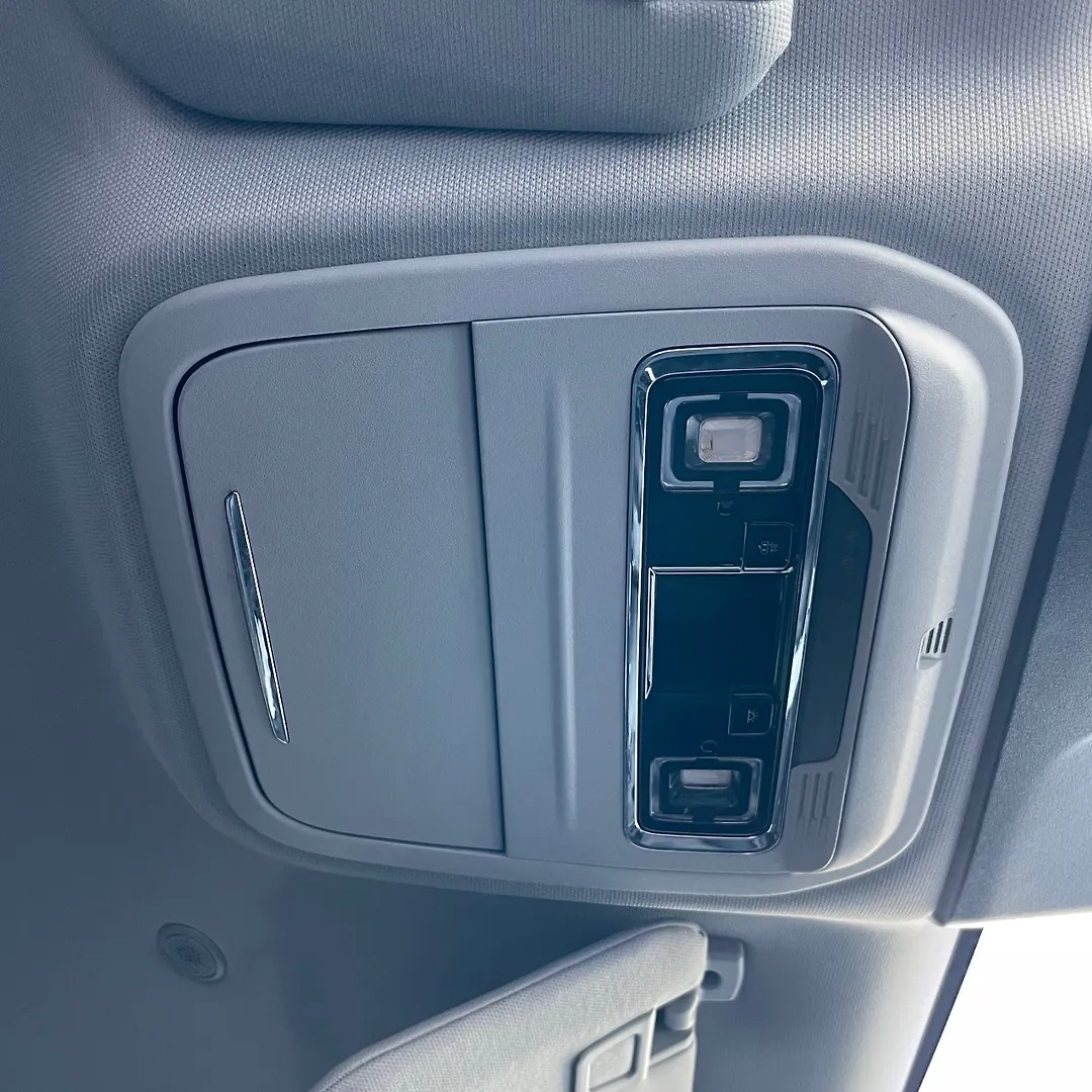 Overhead Console - 2022 Lincoln Corsair