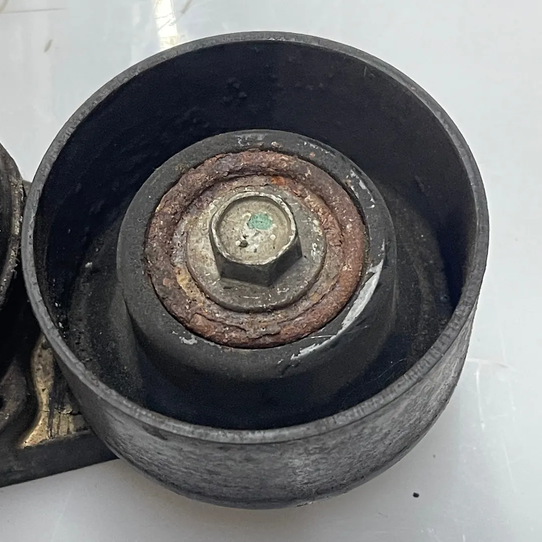 Belt tensioner - 2014 Nissan Pathfinder SE 3.5i