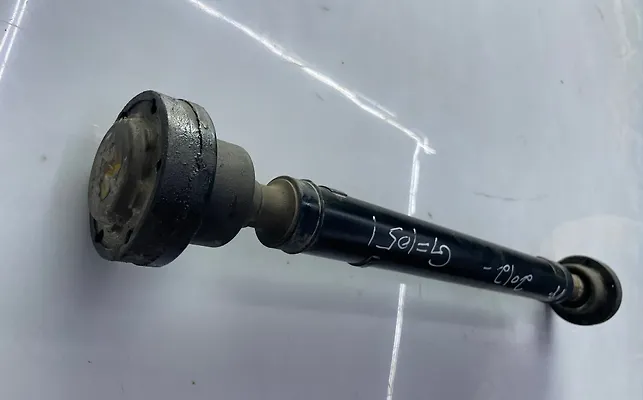 Front drive shaft - 2012 Land Rover Range Rover HSE 