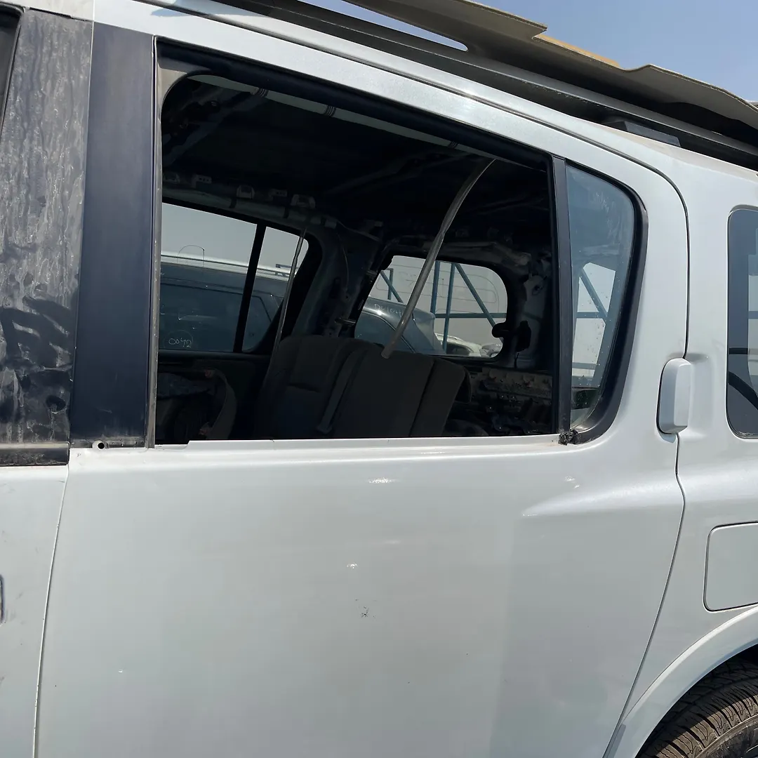 Door (LHB) - 2014 Nissan Armada SUV