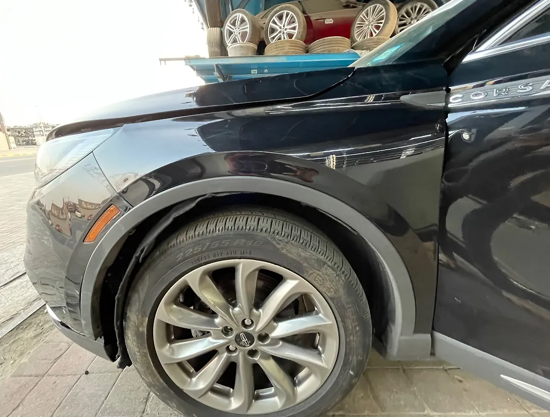 Fender (LHF) - 2022 Lincoln Corsair