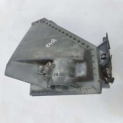 Air cleaner box - 2016 Chevrolet Camaro