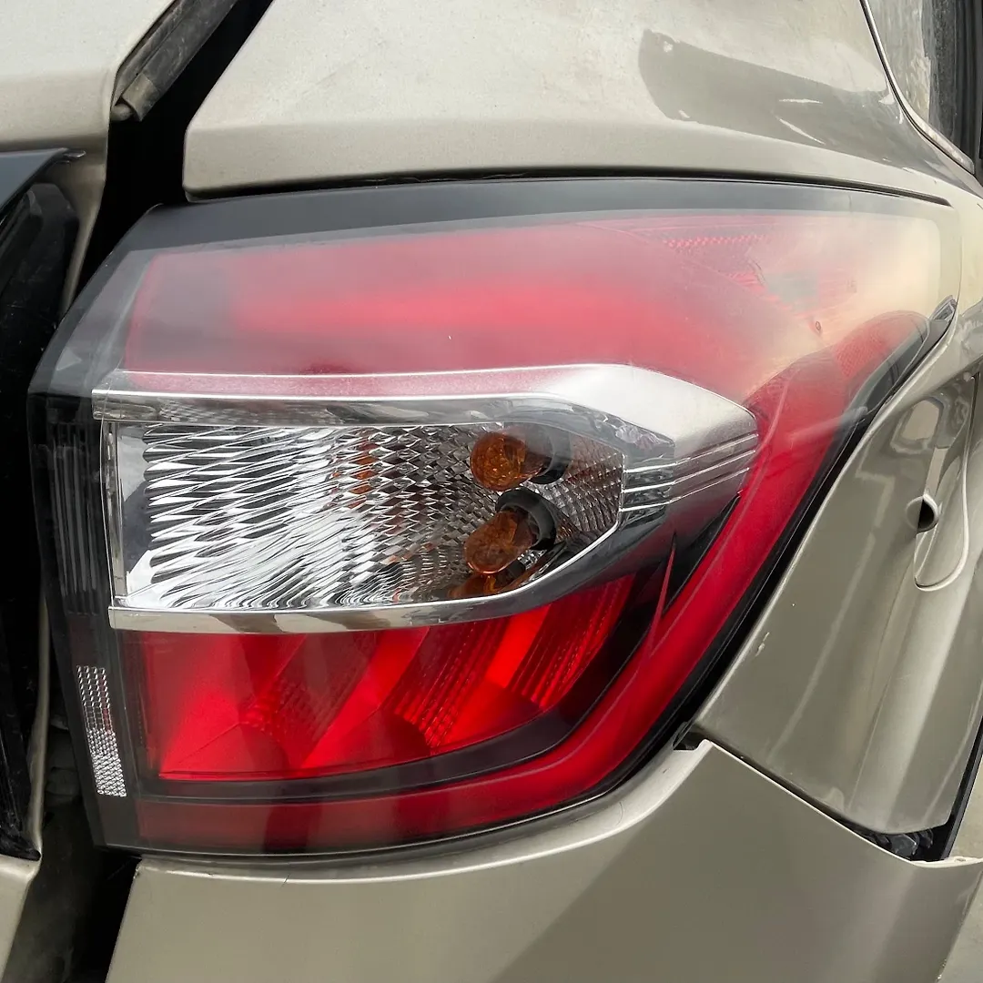 Tail Light (RH) - 2018 Ford Escape Titanium