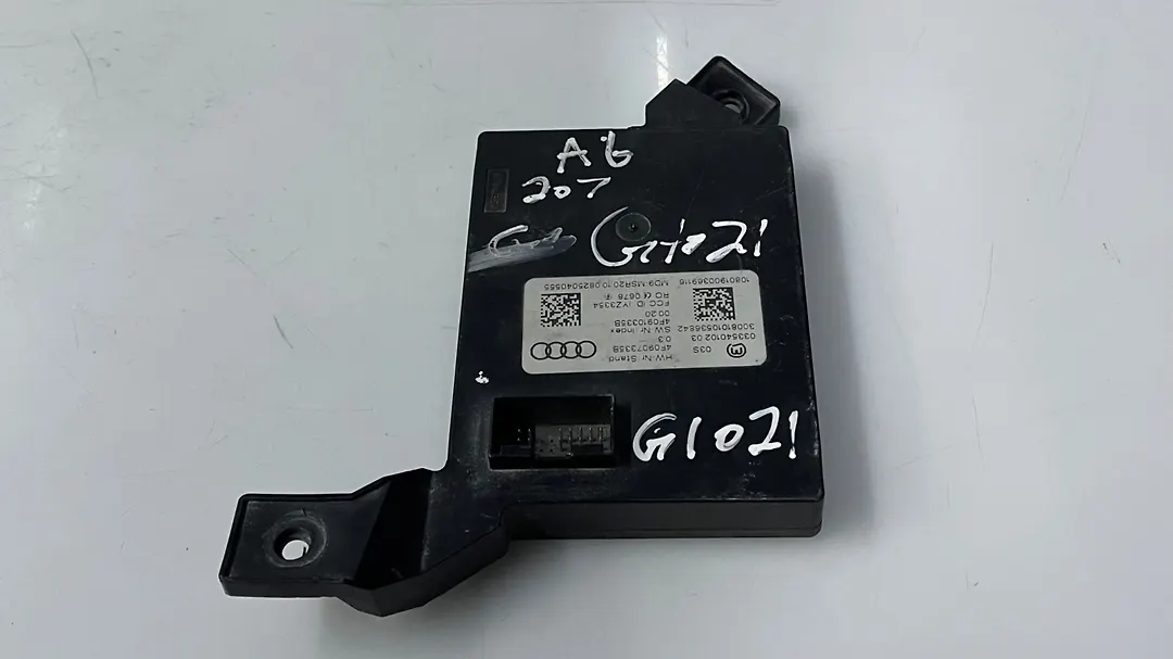 Keyless Control Module  - 2009 Audi A6