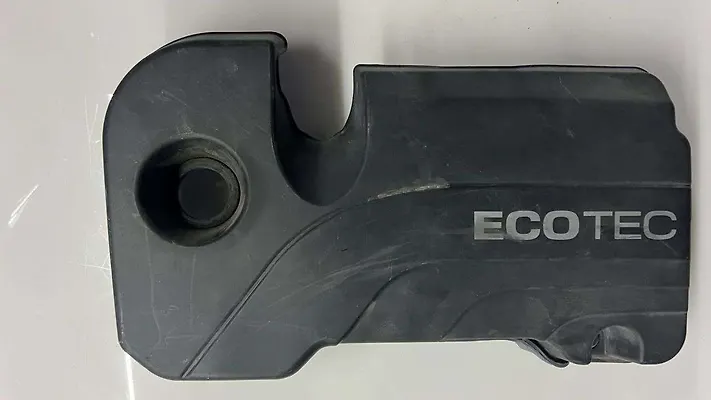 Engine cover - 2018 Chevrolet Equinox