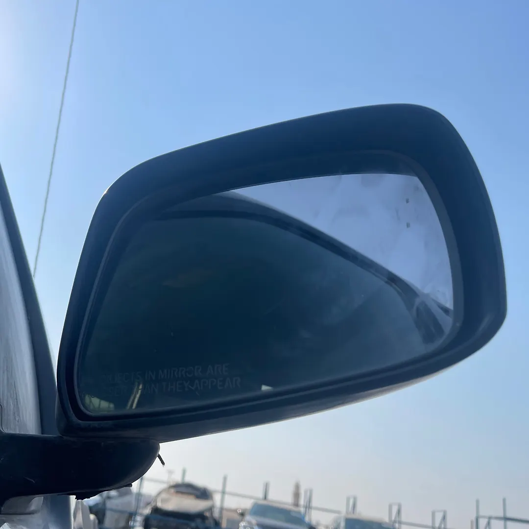Side Mirror (RH) - 2008 Nissan Xterra