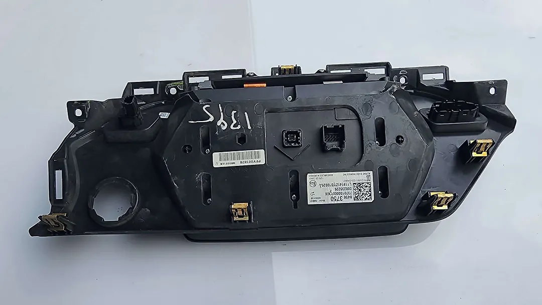 Info/GPS/TV Screen - 2019 Chevrolet Blazer Premier