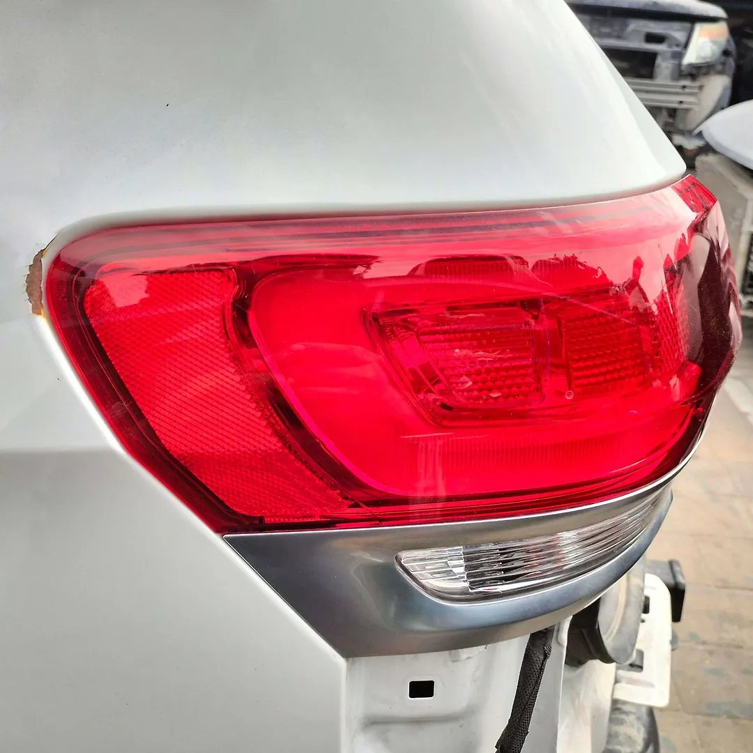 Tail Light (LH) - 2018 Jeep GRAND CHEROKEE