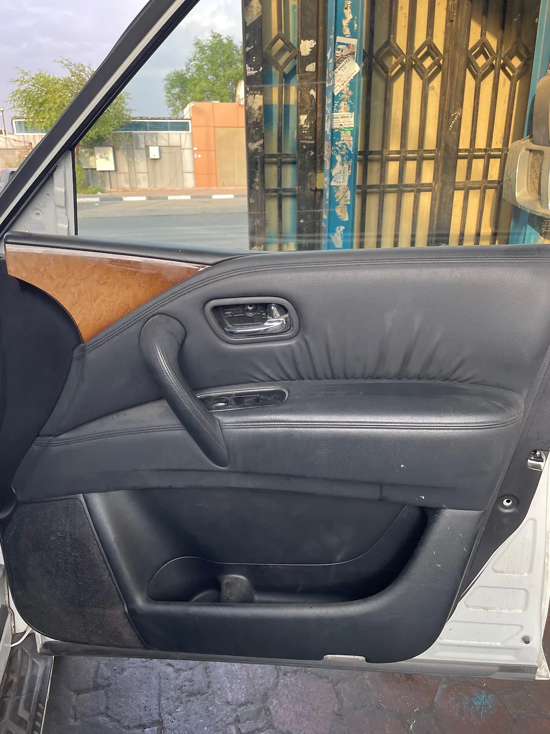 Door (RHF) - 2011 Infiniti QX56