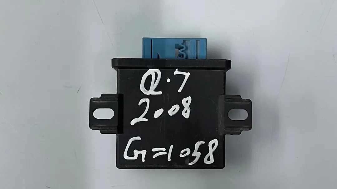 Headlight Control Module - 2008 Audi Q7