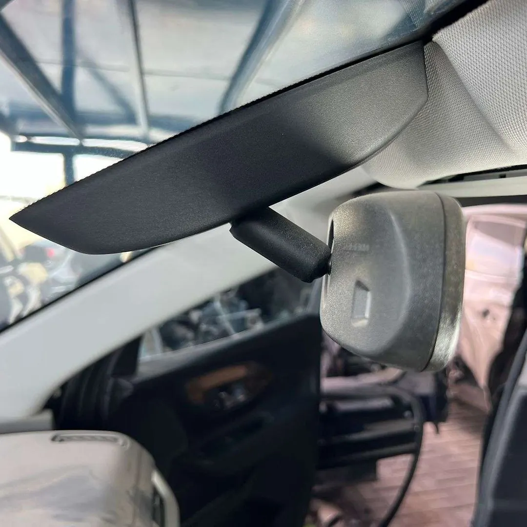 Rear view mirror - 2018 GMC Terrain