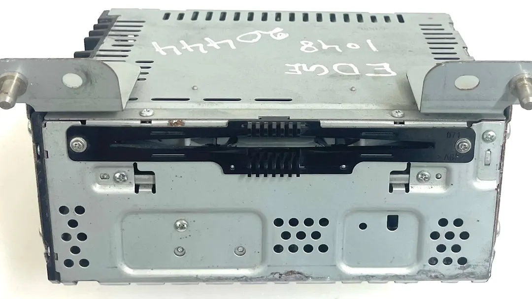 Radio FM CD Player Receiver - 2016 Ford Edge SEL