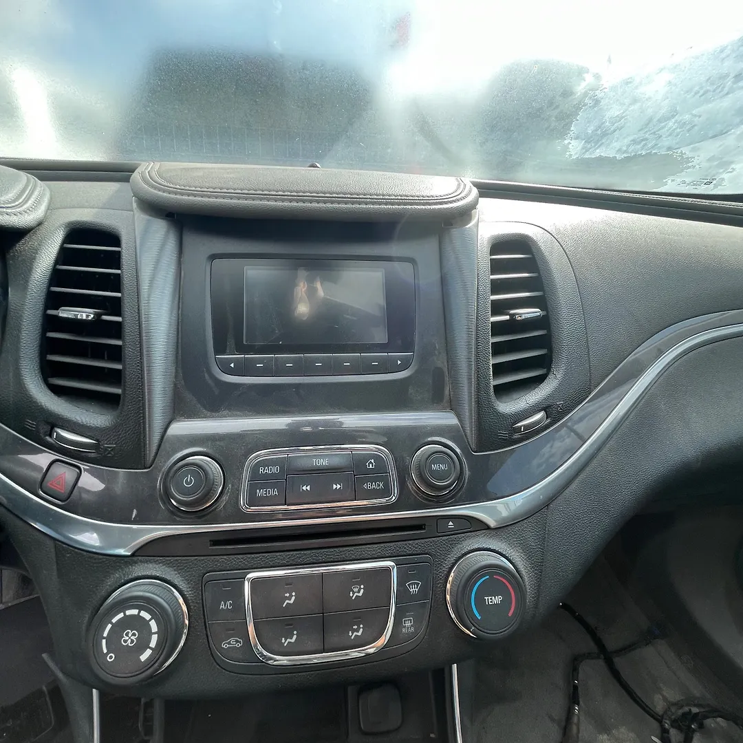 Info-gps-tv screen - 2015 Chevrolet Impala