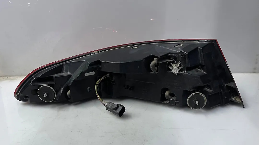 Tail Light (RH) - 2013 Jaguar XF