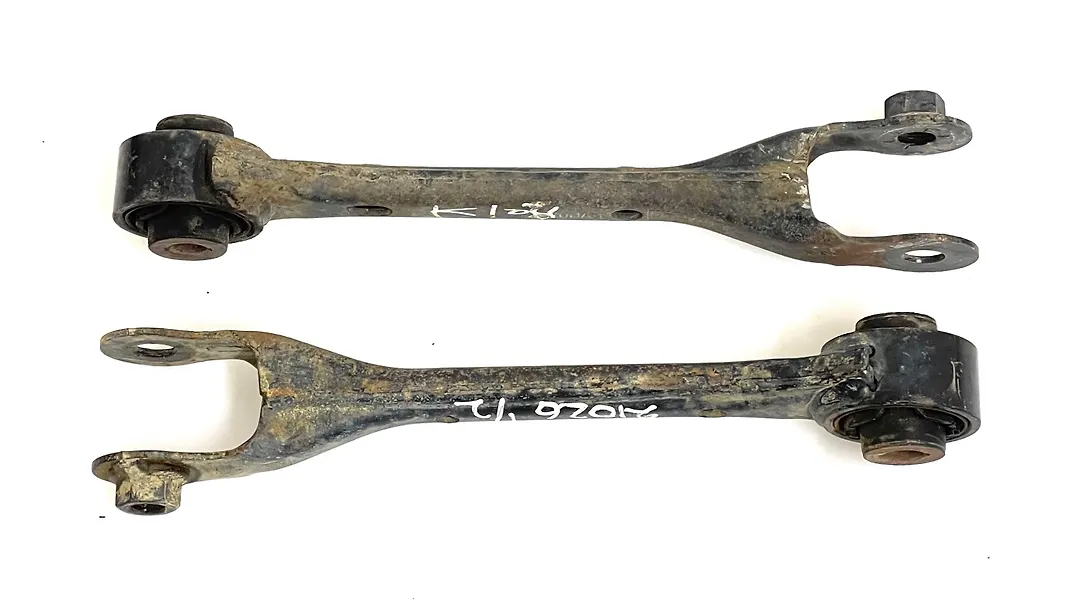 Lower control arm rear - 2017 Ford Edge SE
