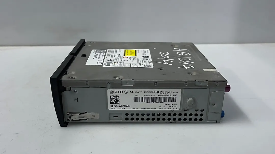 Multimedia Control Unit - 2015 Audi A8