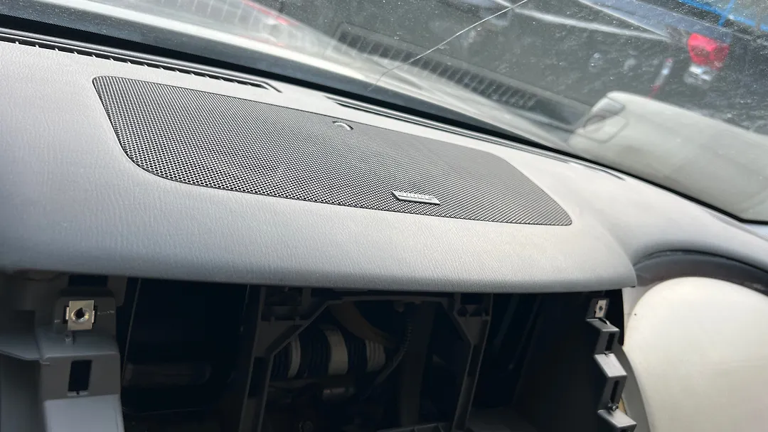 Dashboard  - 2014 Infiniti QX80 SUV