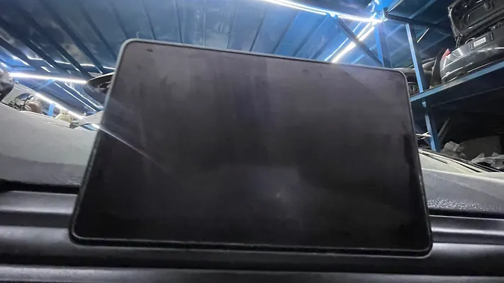 Info-gps-tv screen - 2016 Audi A4