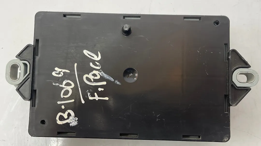 Rear Fuse Box - 2020 Jaguar F-Pace PRESTIGE