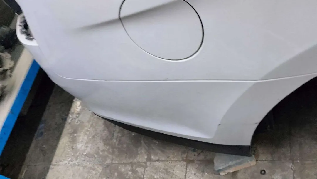 Rear Bumper - 2014 Ford Taurus