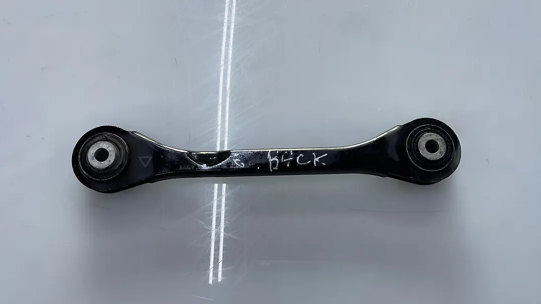 Lower arm (LH) - 2011 Audi A4