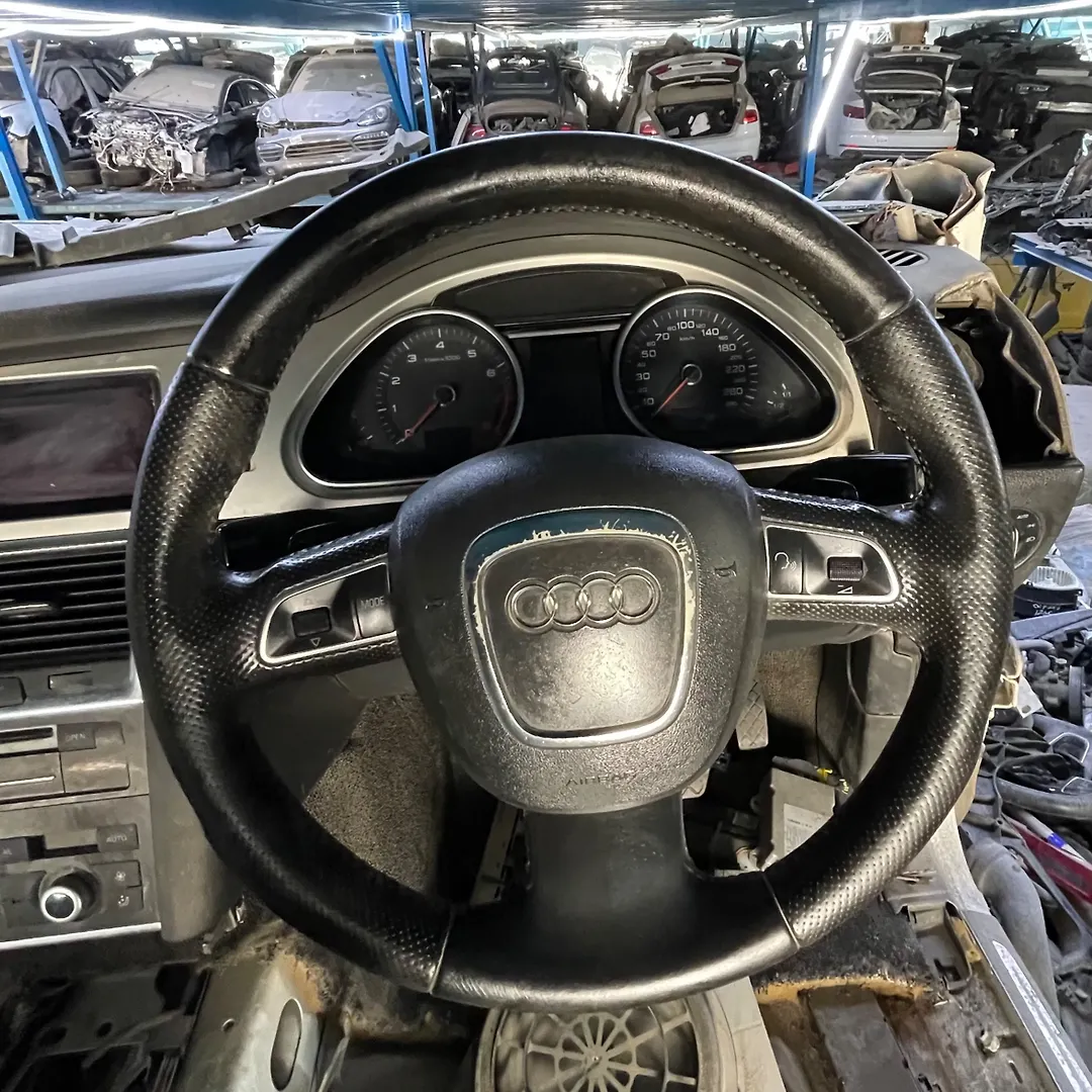 Steering wheel - 2012 Audi Q7