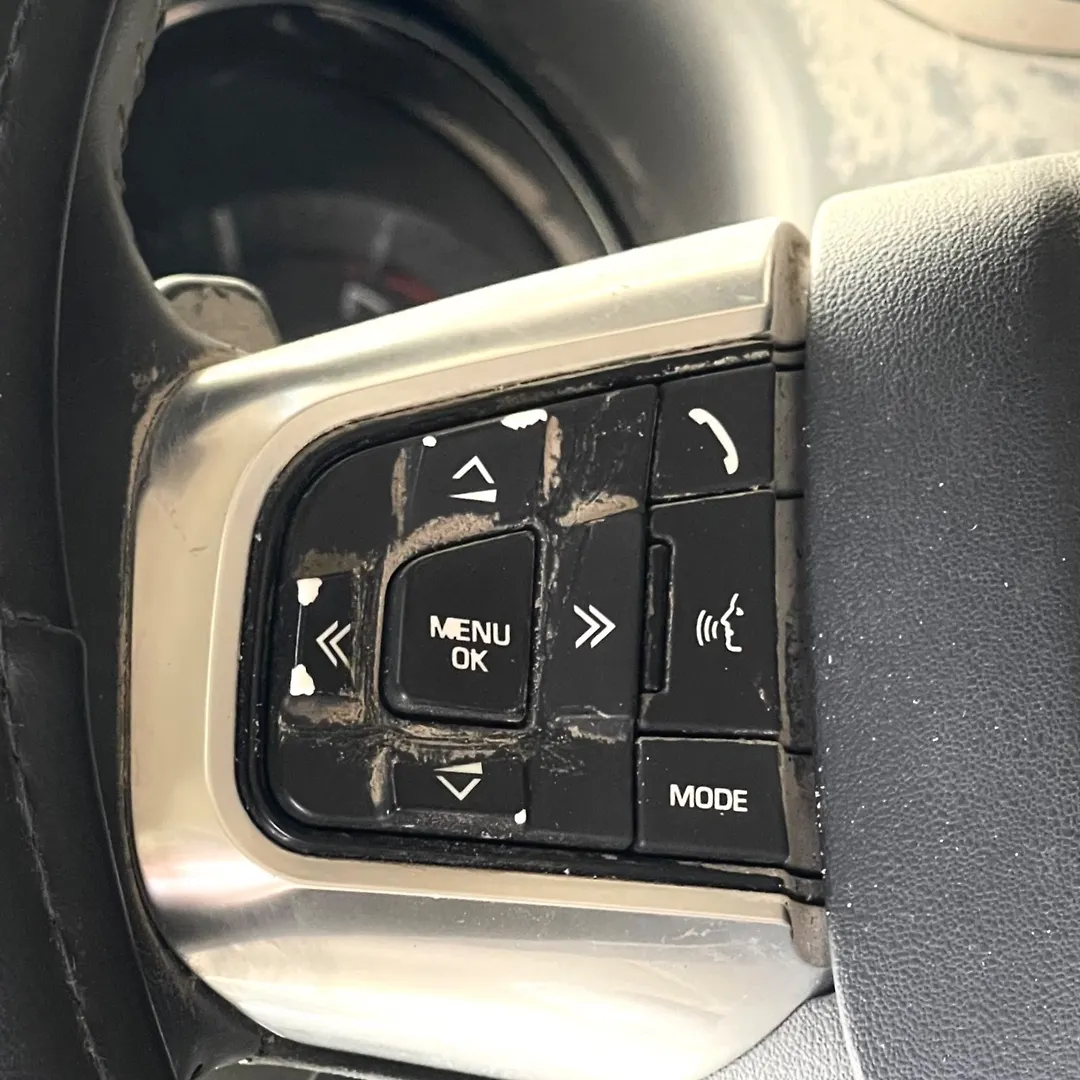 Steering wheel - 2016 Land Rover DISCOVERY SPORT