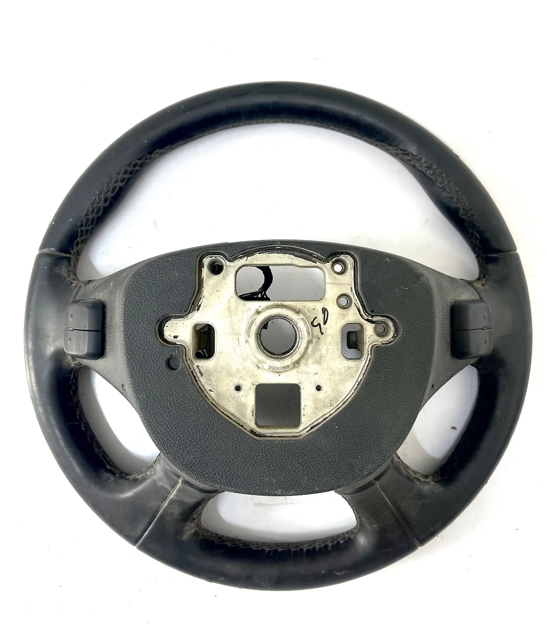 Steering wheel - 2016 Chevrolet Impala LT (2LT)