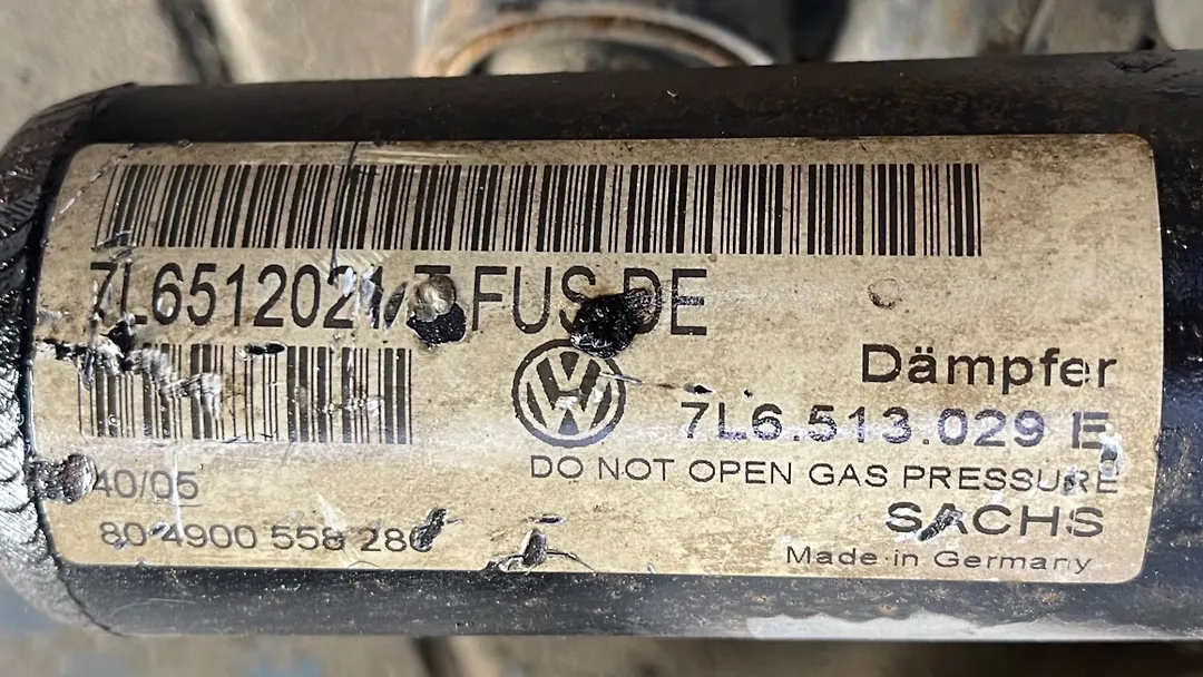 Shock Absober (LHB) - 2006 Volkswagen Touareg