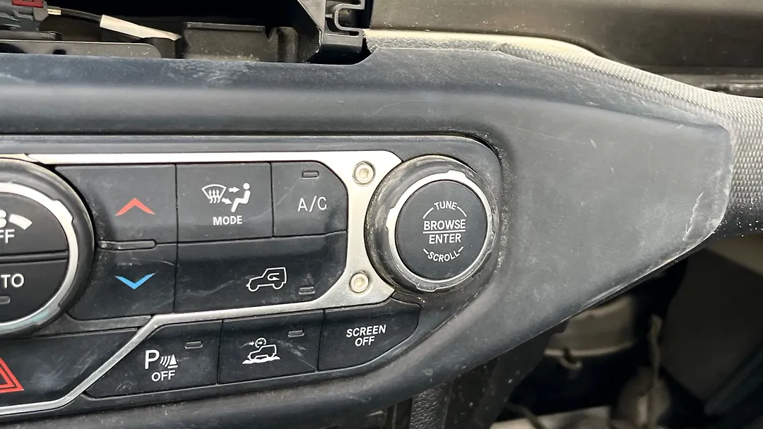 AC Switch - 2021 Jeep Wrangler