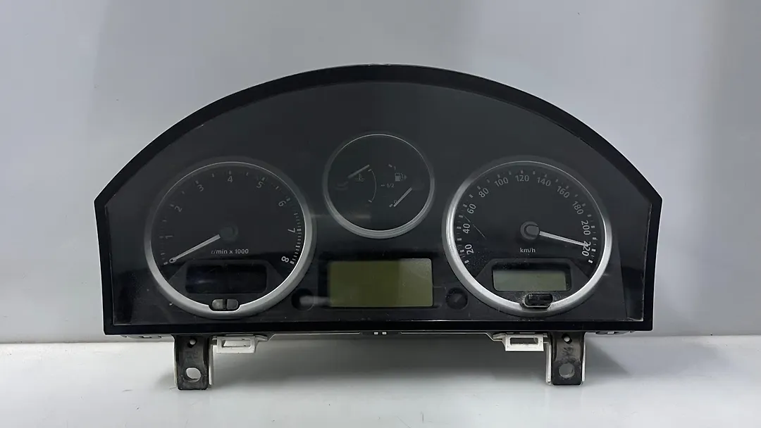 Speedometer - 2009 Land Rover LR3