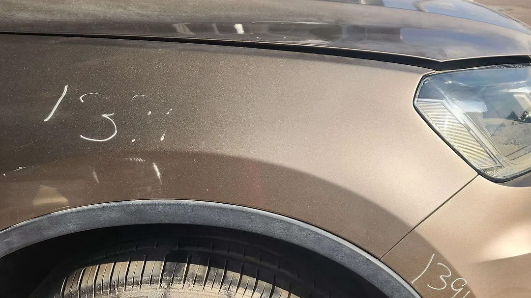 Fender (RHF) - 2016 Volkswagen Touareg