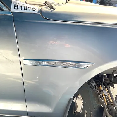 Fender (LHF) - 2013 Jaguar XJ
