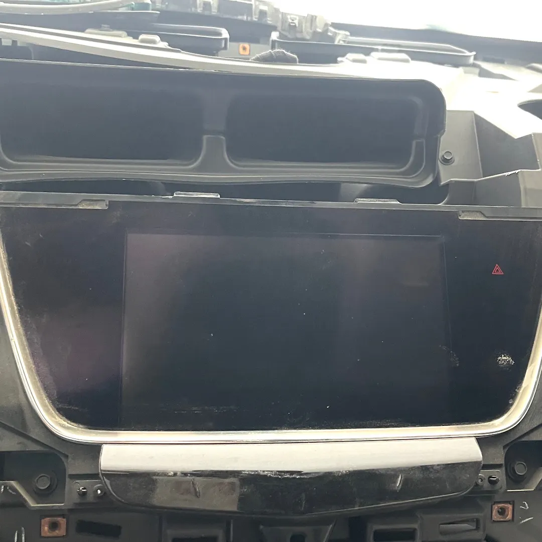 Info-gps-tv screen - 2017 Cadillac XT5