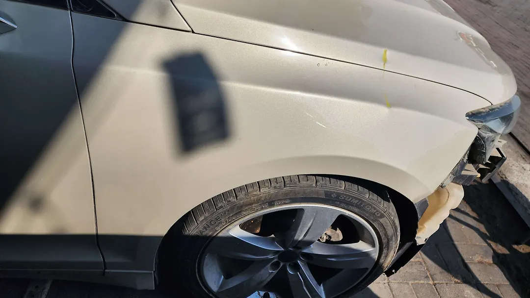 Fender (RHF) - 2015 Lincoln MKZ