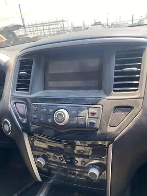 Info-gps-tv screen - 2013 Nissan Pathfinder