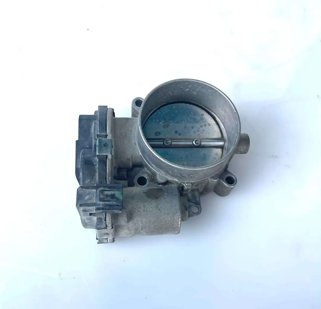 Throttle body - 2015 RAM 2500 Laramie