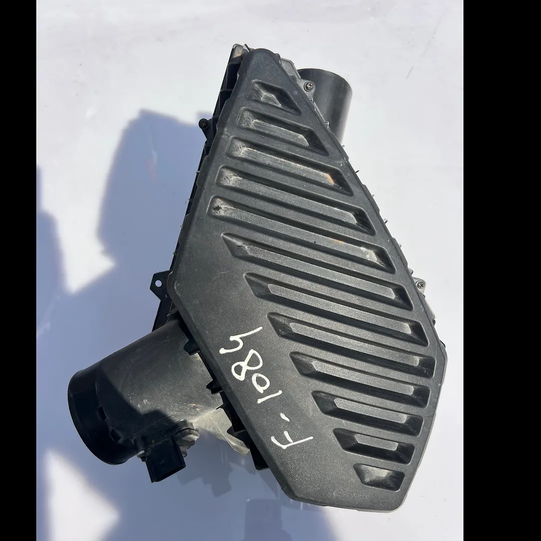 Air cleaner box - 2020 Chevrolet Traverse