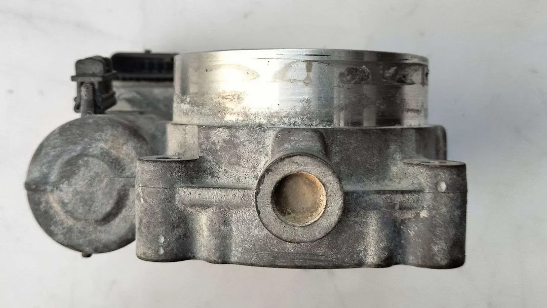 Throttle body - 2016 Jeep Cherokee