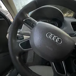 Steering wheel - 2014 Audi Q3 SPORT