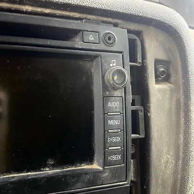 Info-gps-tv screen - 2007 GMC Yukon