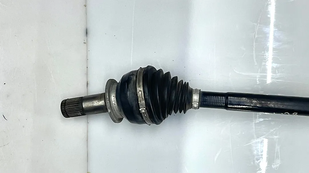 Axle (RH) - 2012 Jaguar XF