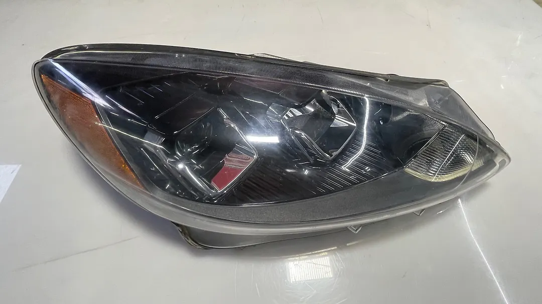 Headlight (RH) - 2022 Ford Escape SE