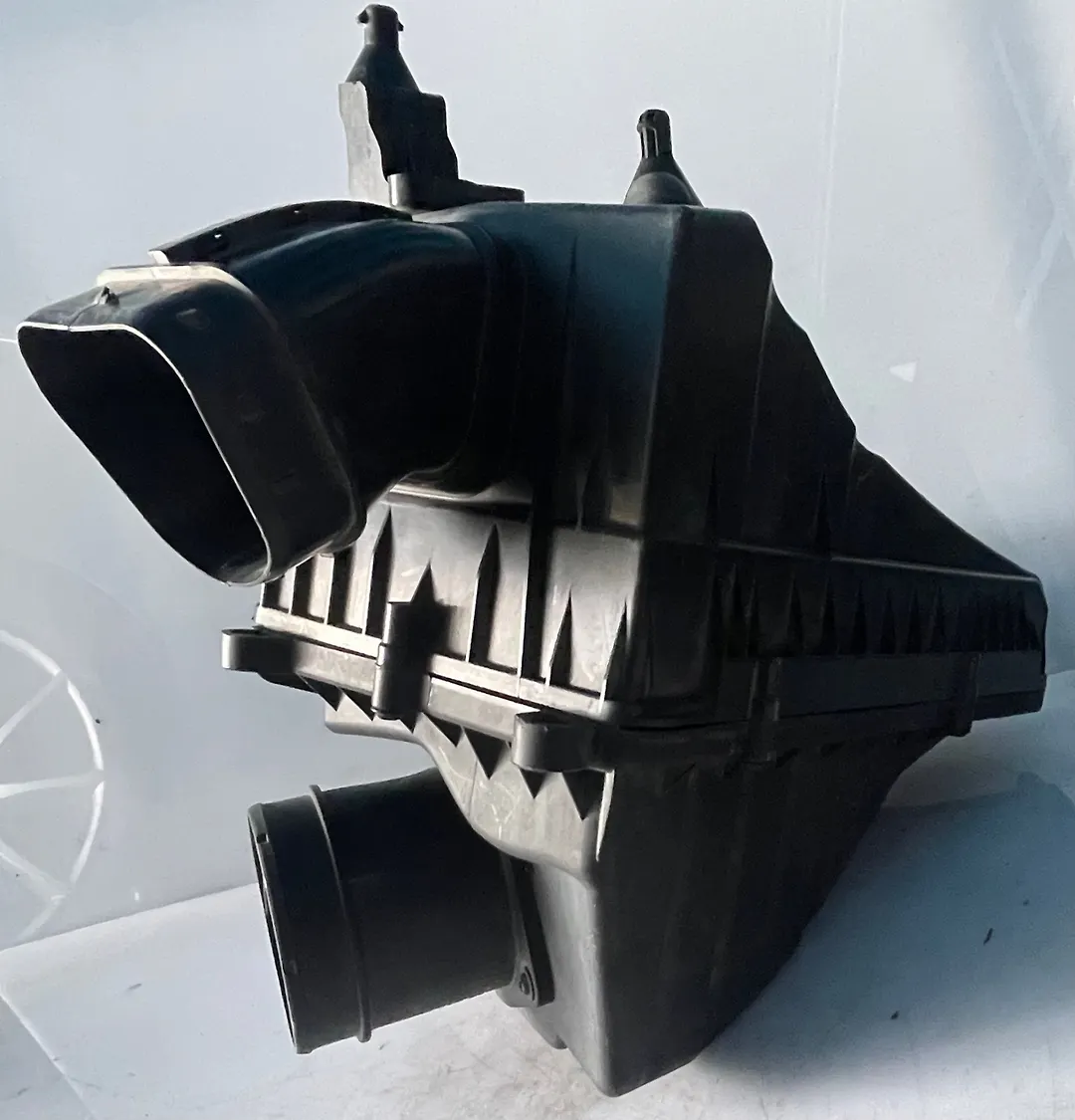 Air cleaner box(RH) - 2013 Jaguar XJ